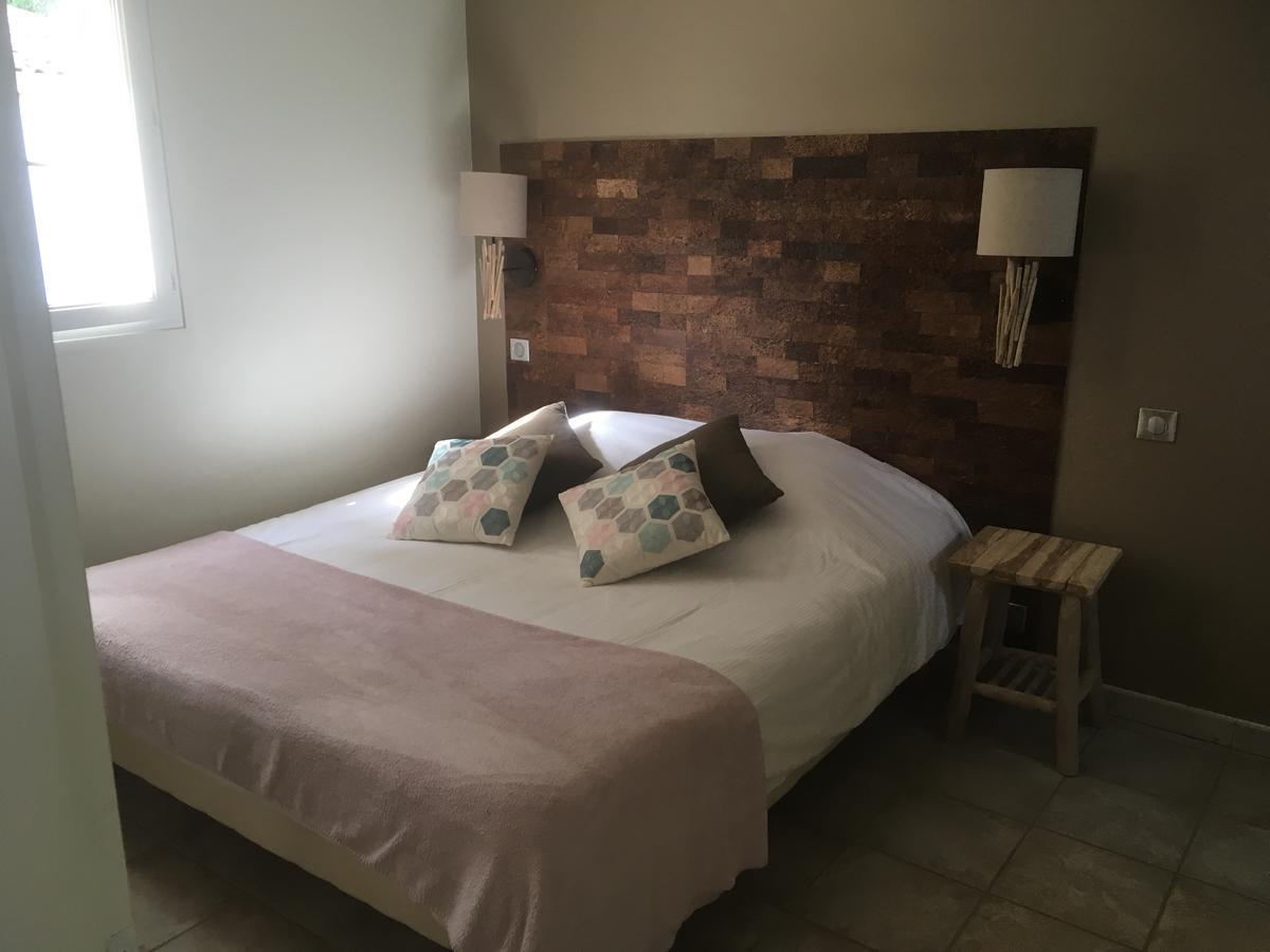 Les Chambres Du Restaurant Le Castellaras - Teritoria Fayence Eksteriør bilde